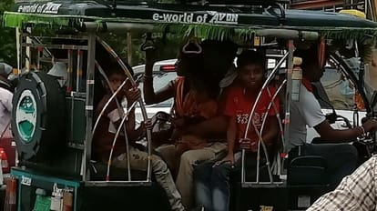 jammu city news: E rickshaws will run only on fixed routes