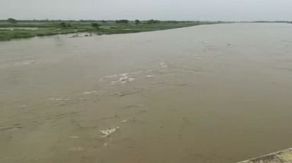 Bihar: सीतामढ़ी की नदियों के जलस्तर में बढ़ोतरी जारी; बागमती और अधवारा समूह की नदियां खतरे के निशान के करीब Water level of Bagmati river and Adhwara group of rivers reached very close to danger mark in Sitamarhi
