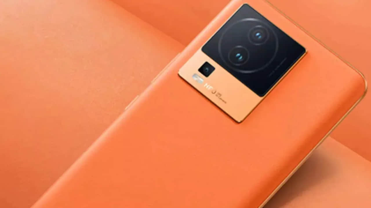 iQoo Neo 7 Pro 5G vs OnePlus 11R Which is the best flagship under 40 thousand Know all details