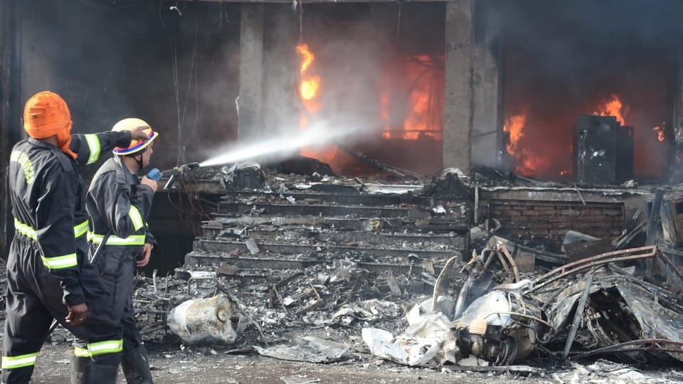 Fire broke out in two electronic showrooms located in Jhansi's Sipri Bazar