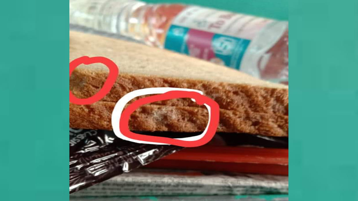 Etawah: Passengers found moldy bread in Shatabdi Express