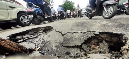 Car stuck in the road in Lucknow