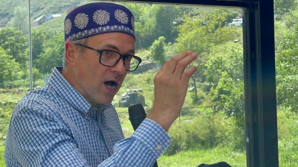 Jammu Kashmir: Omar Abdullah entourage BJP trying to break the opposition everywhere in nation