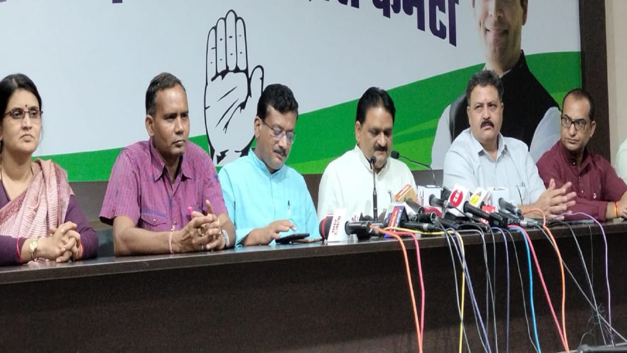 '1 lakh crore scam in Raman Raj': CG Congress big Blame,34 scams list releases