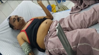 Loot from PWD engineer thrown from moving auto in agra