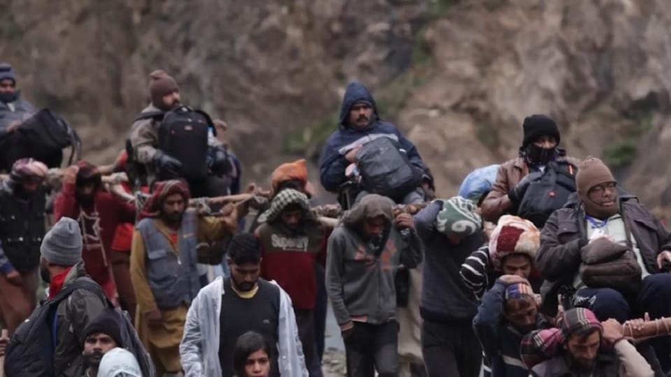 Amarnath Yatra 2023: Yatra halted due to rain, entry to base camp closed