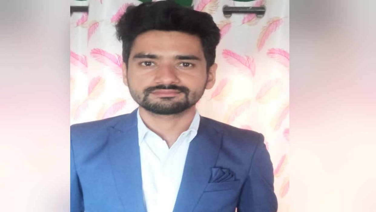 Shimla's anubhav stood second in the country in the Patent Agent Exam