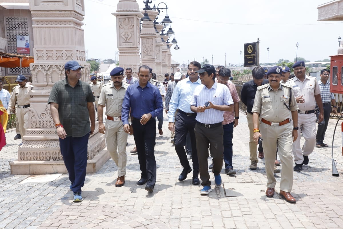 Ujjain Mahakal: Officers arrived to take stock of arrangements for Baba Mahakal's ride, first ride on July 10