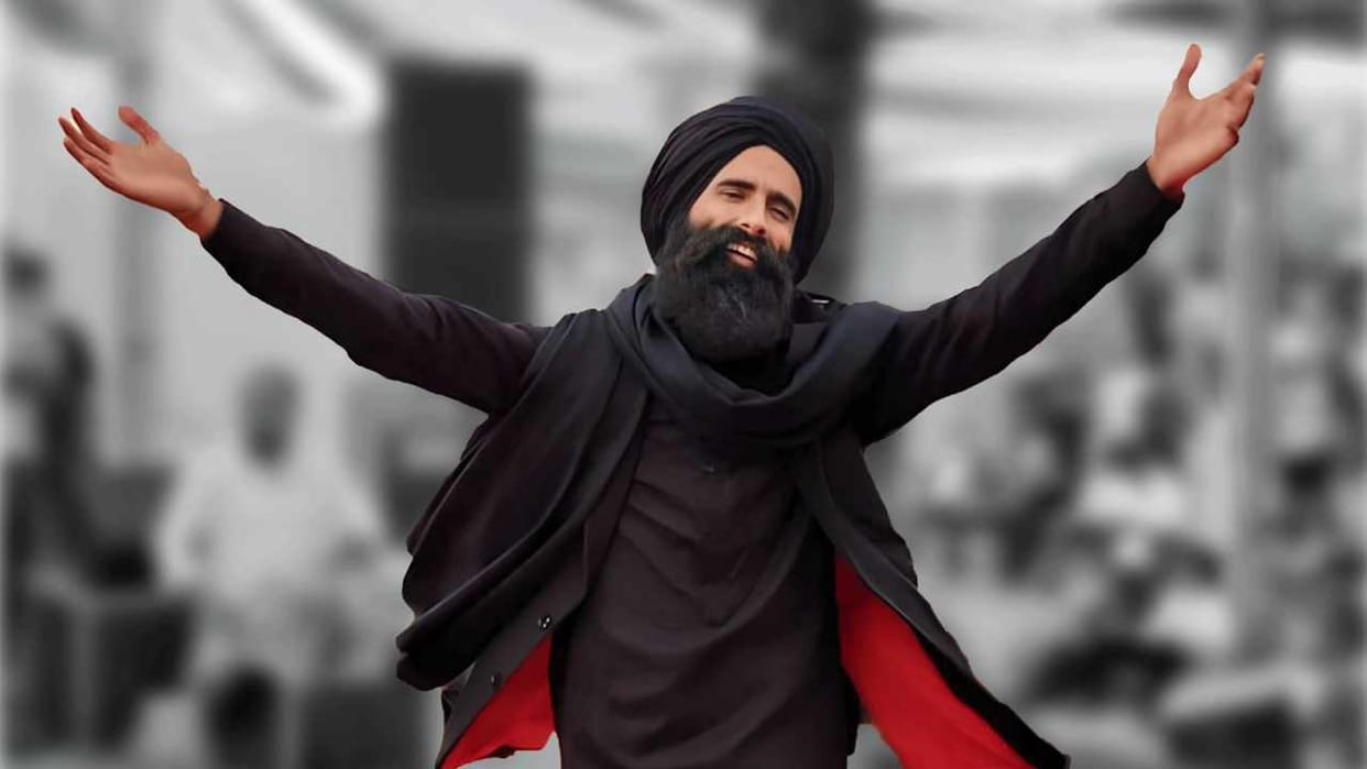 Punjabi singer Kanwar Grewal narrated his story related to the robber