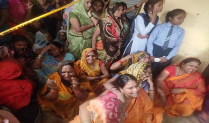 Five dead bodies found in house in jaunpur man hanged himself after killing his wife and childrens