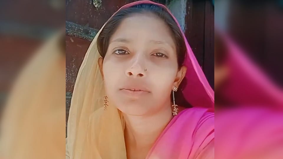 Identification of dead bodies of two women found in Ushait police station area of Badaun
