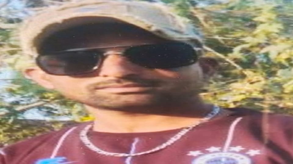 Young man health deteriorated during spraying of insecticide on grass in Karnal, died during treatment