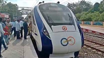 दूसरी वंदे भारत ट्रेन पहुंची पाली