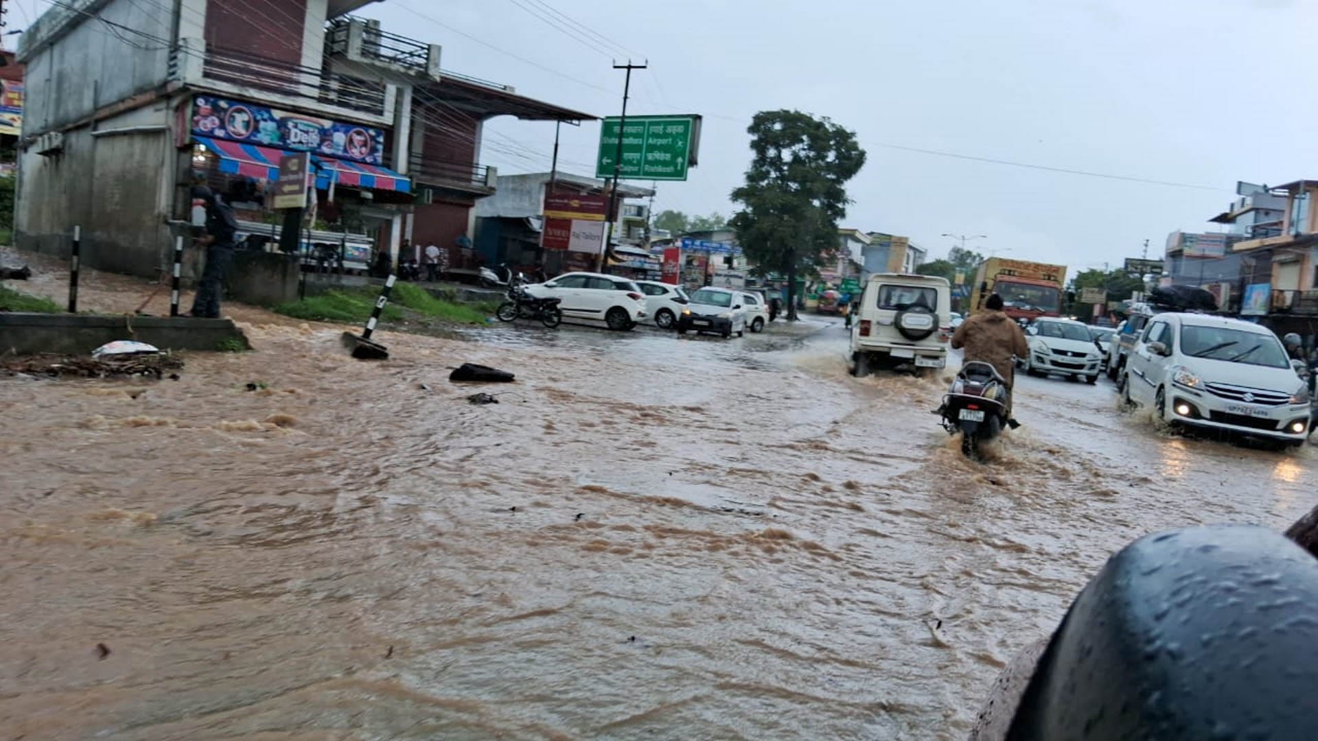 Uttarakhand Weather News Today Waterlogging due to heavy rains River drains swell jam Rispana watch Photos