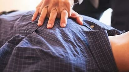 युवक ने लगाई फांसी, समय पर पहुंची पुलिस, बचाई जान