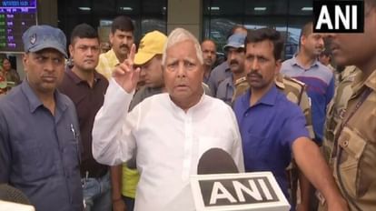 Opposition unity: Lalu Yadav will go to Bengaluru; left Patna for Delhi; Targeting PM Narendra Modi