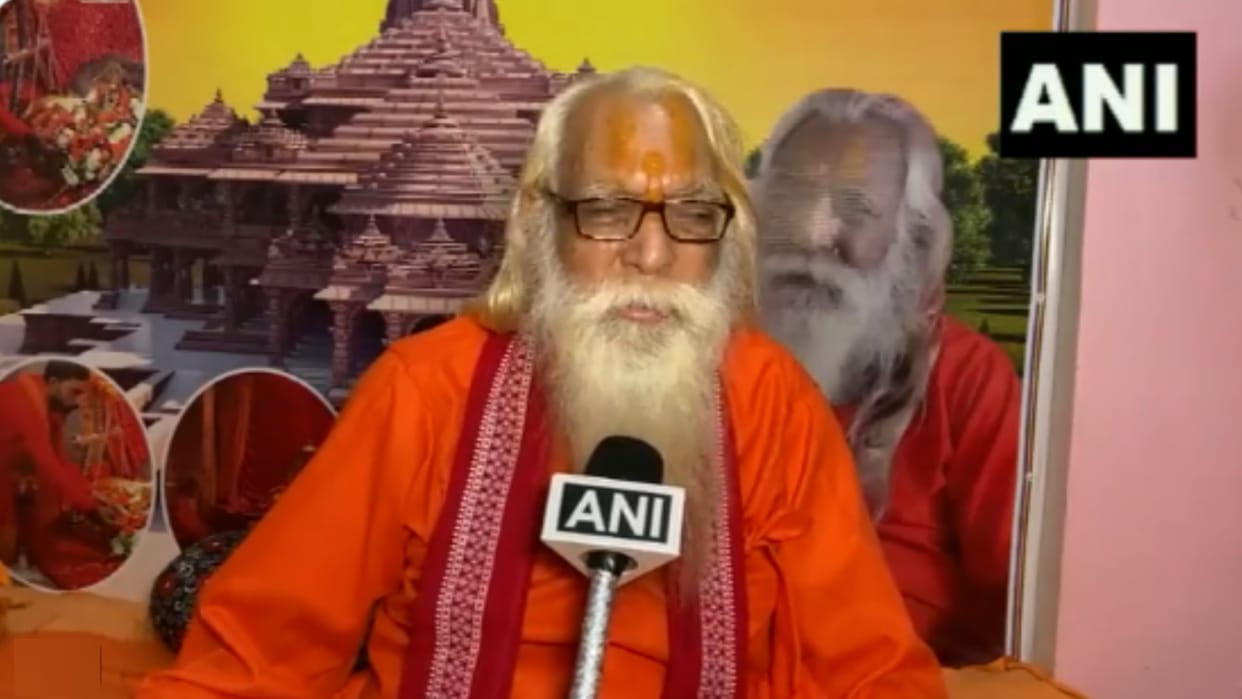 Chief priest of ramjanmbhoomi ayodhya says Vande Bharat Express is a magnificent train.