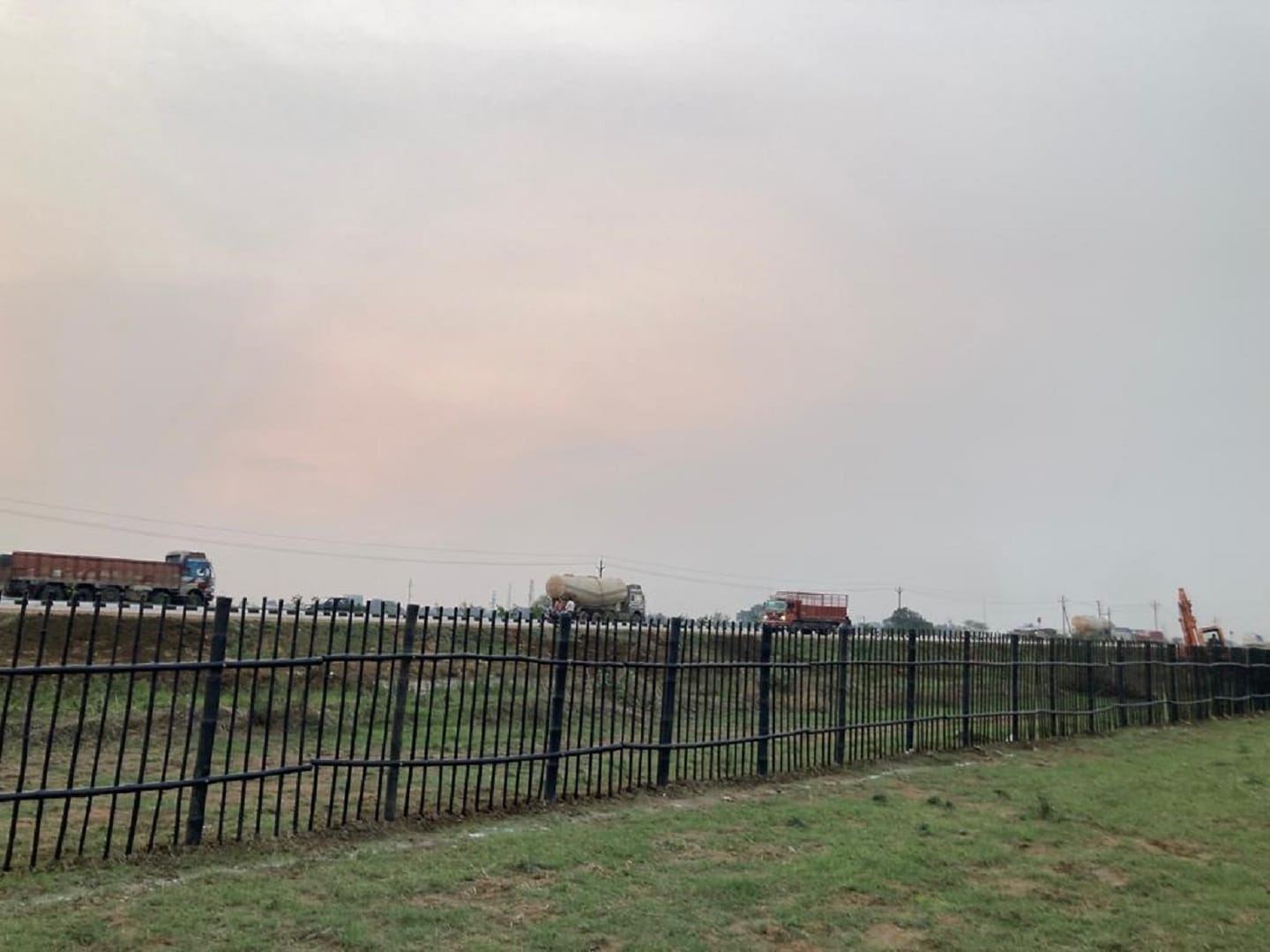 Indian Highways to Get Bamboo Crash Barrier Soon Bahu Balli cattle fence is patented in India