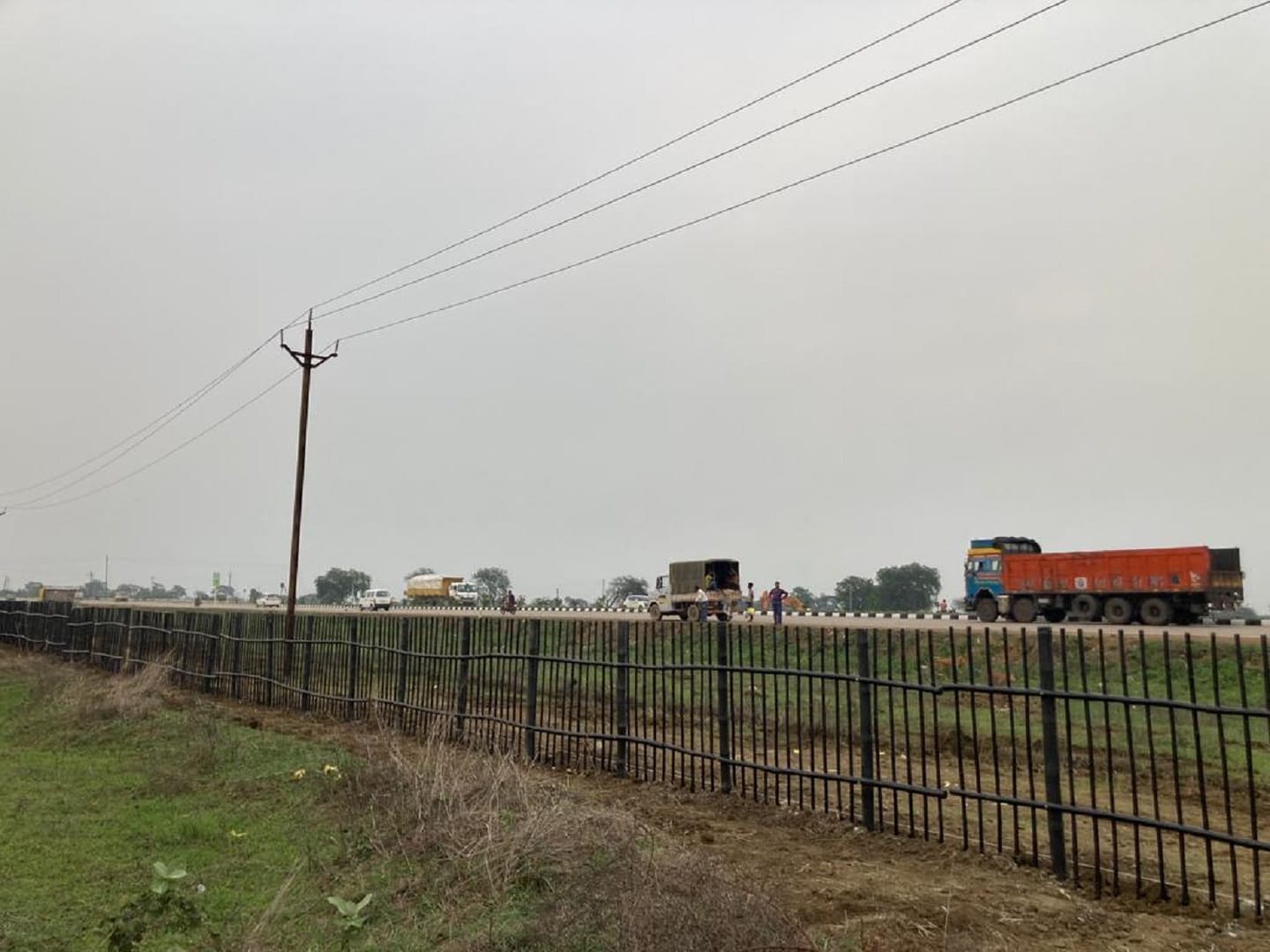 Indian Highways to Get Bamboo Crash Barrier Soon Bahu Balli cattle fence is patented in India