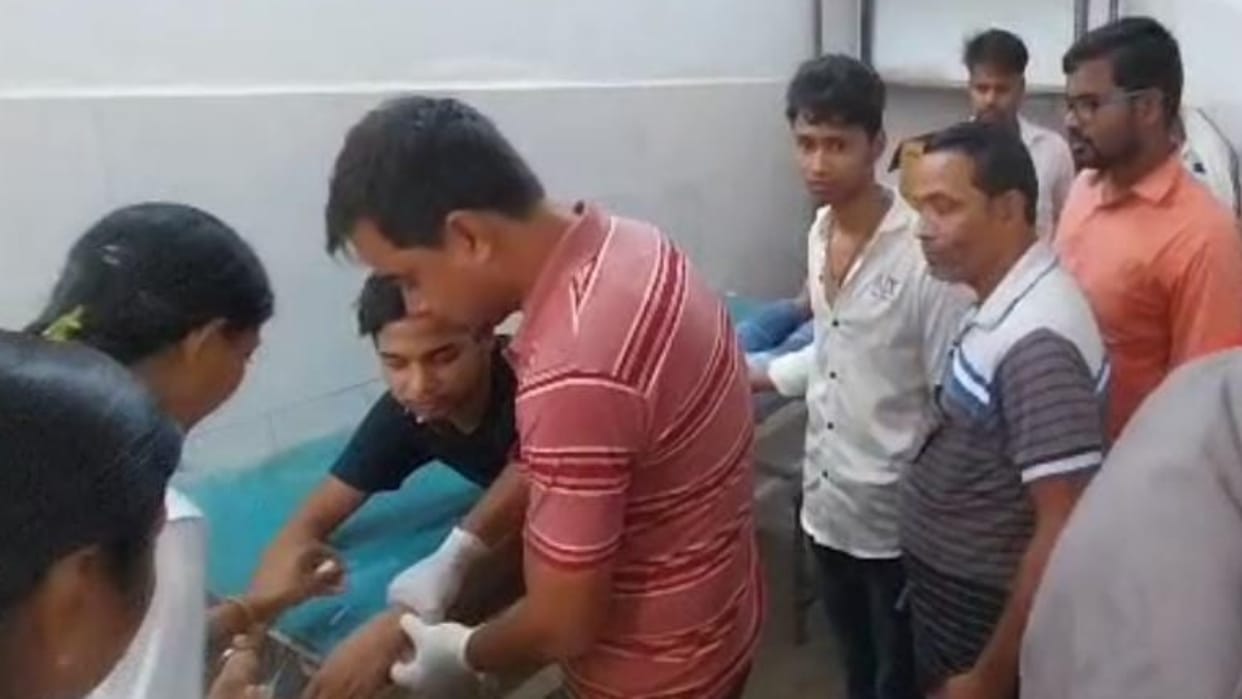 Bihar Crime Firing on two youths going to cut birthday cake in Supaul