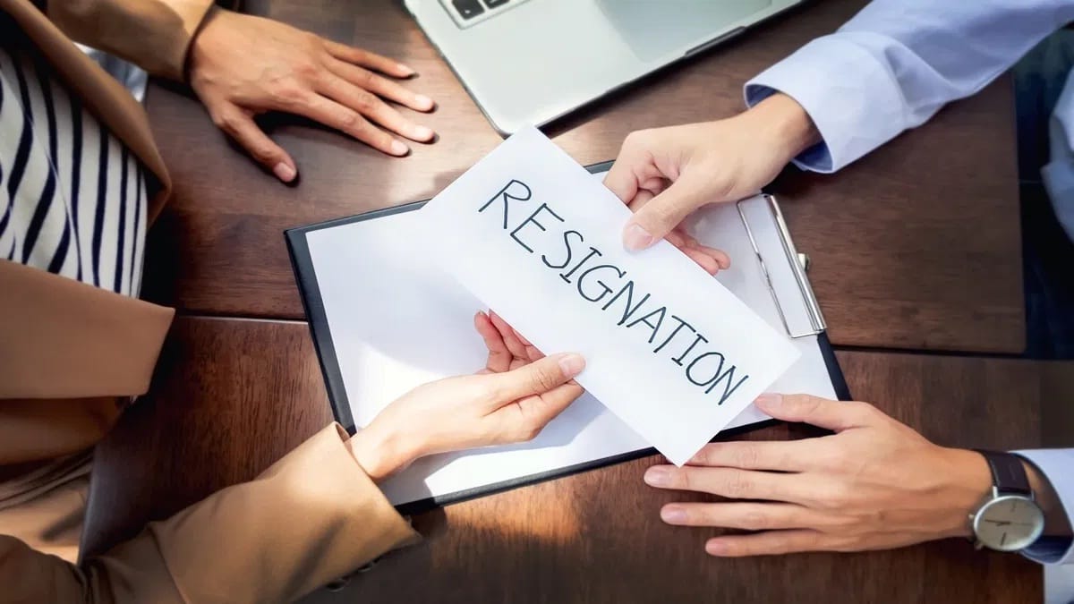 Pradhan resigns in Hardoi, Wrote I am in depression, was worried due to non payment