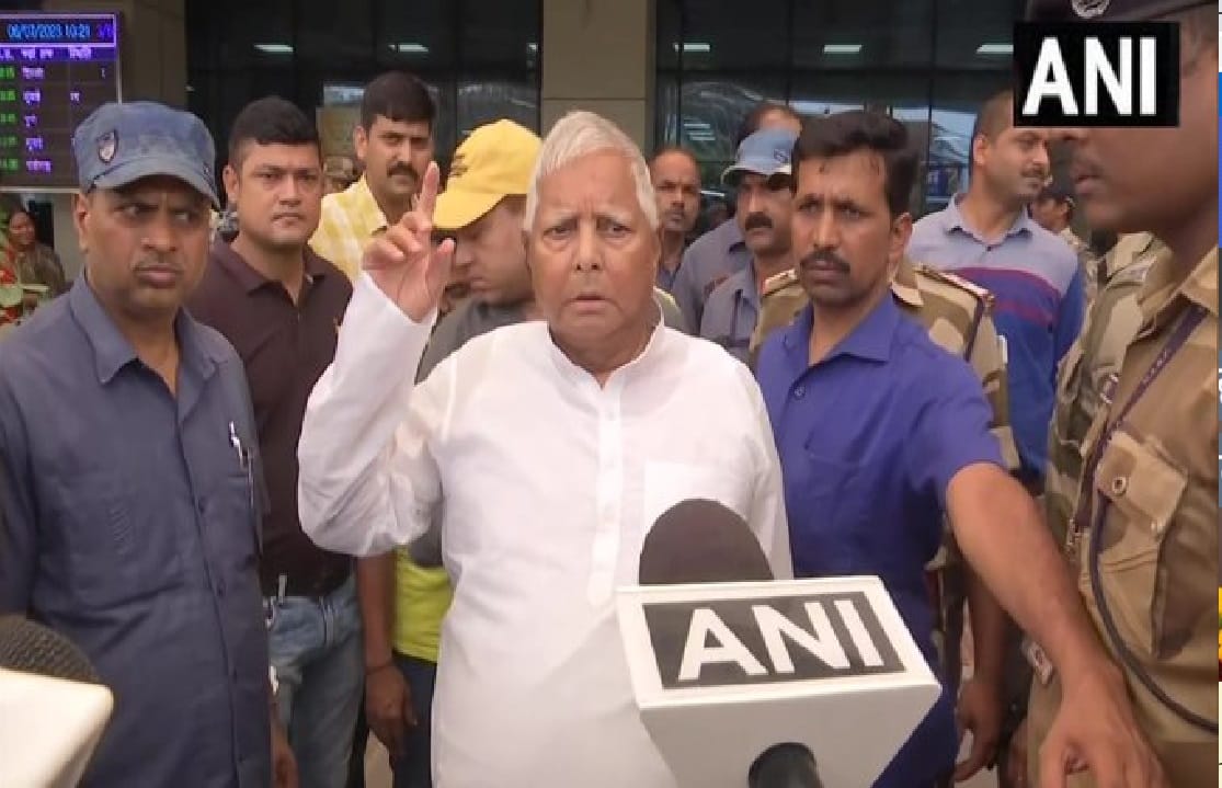 Opposition unity: Lalu Yadav will go to Bengaluru; left Patna for Delhi; Targeting PM Narendra Modi