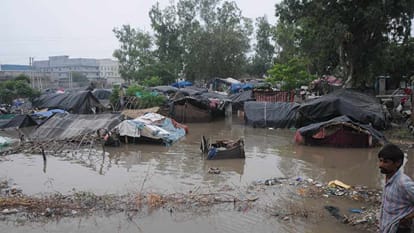 Punjab Weather News Heavy rains in 12 districts of Punjab