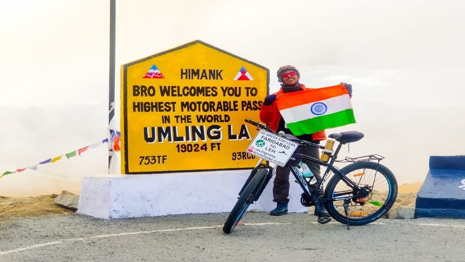 Divyank Rana conquers Umling La motorable pass, sets new record by traveling till Leh