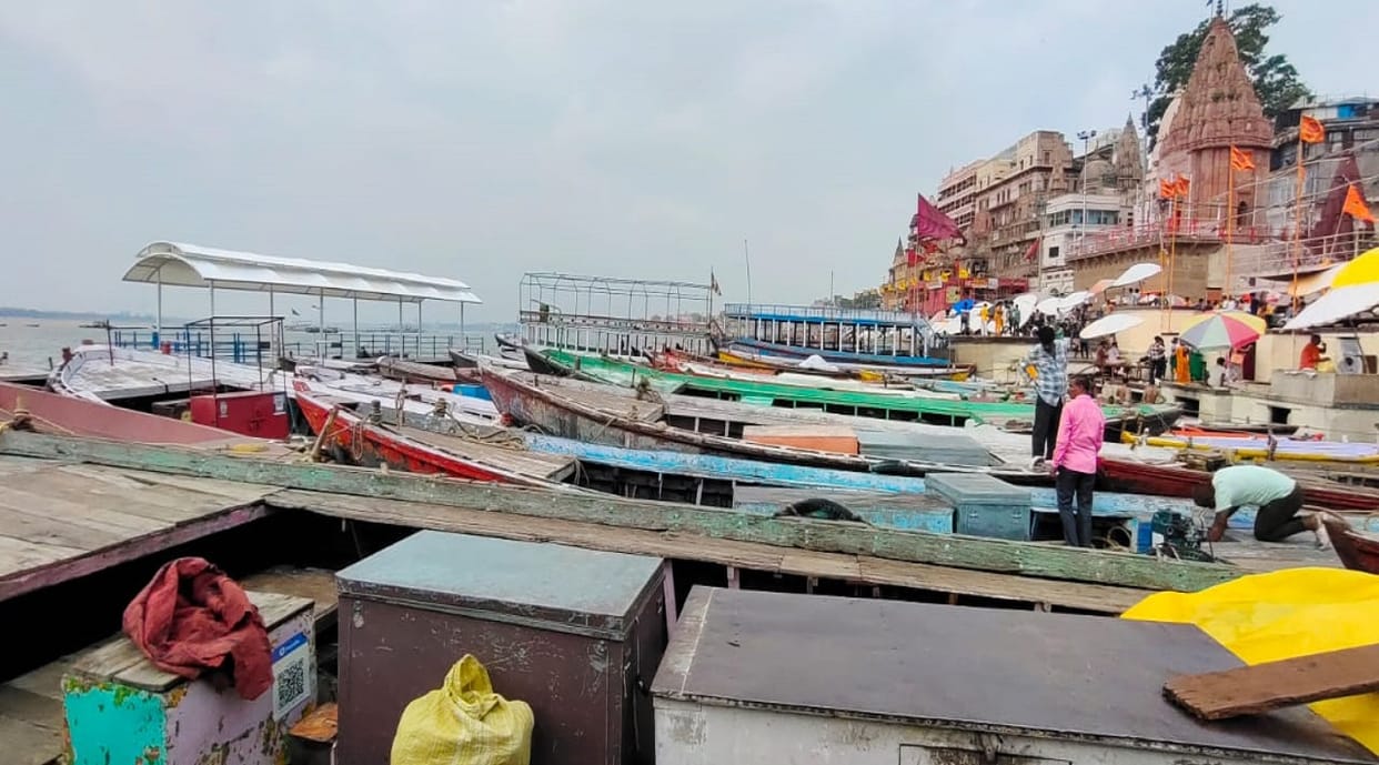 Why are boat operators opposing water taxis in varanasi ACP assured to hold  meeting in two days