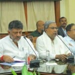 कर्नाटक सीएम सिद्धारमैया व डिप्टी सीएम शिवकुमार(बाएं)।