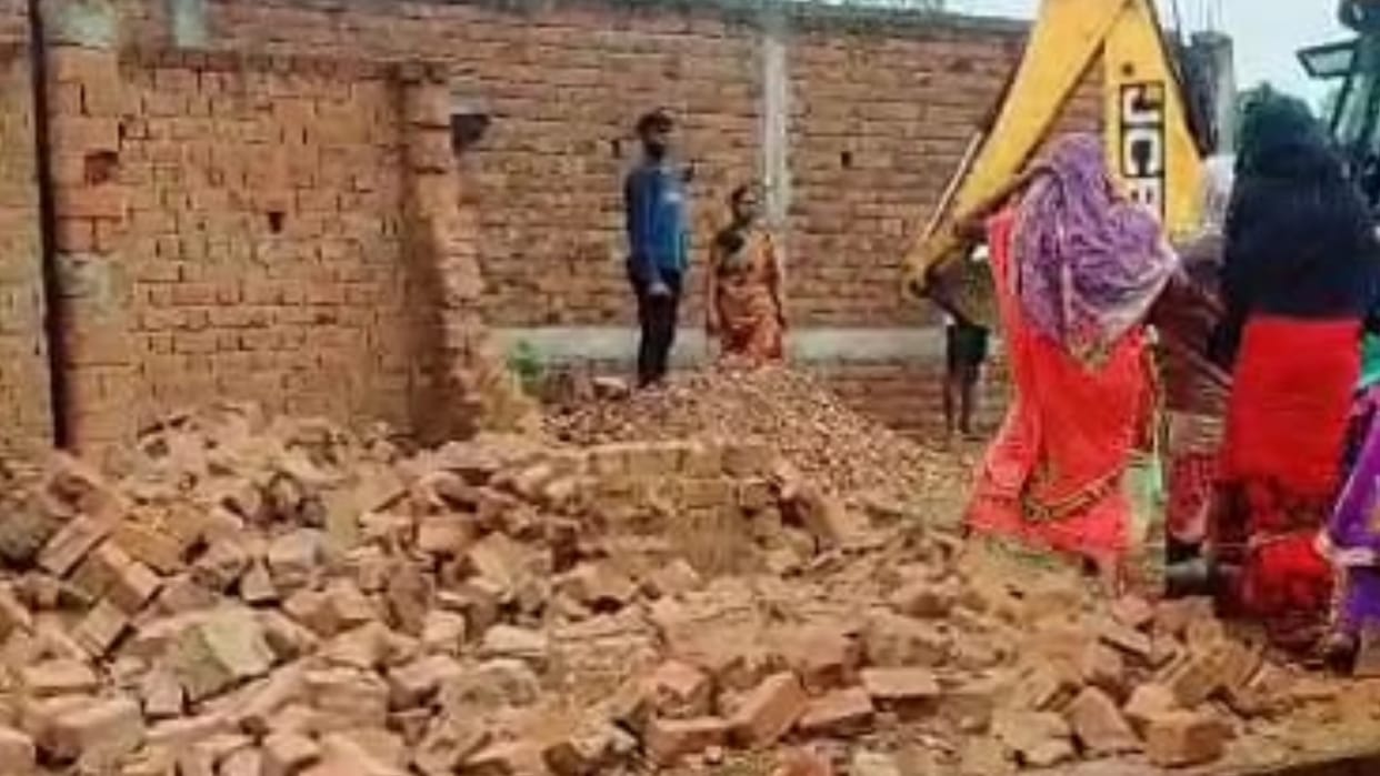 bullies broke houses of poors with JCB In Kanker