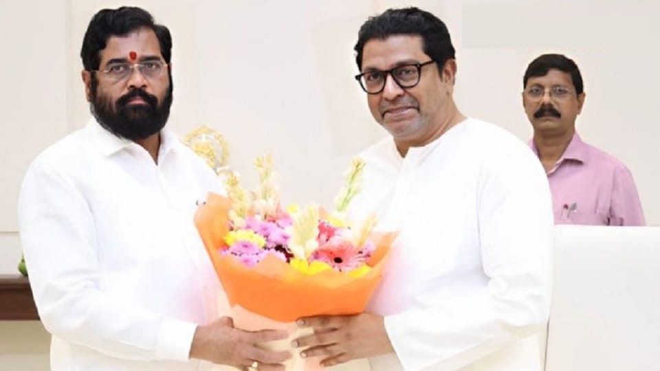 Maharashtra Navnirman Sena Chief Raj Thackeray meets CM Eknath Shinde at his residence