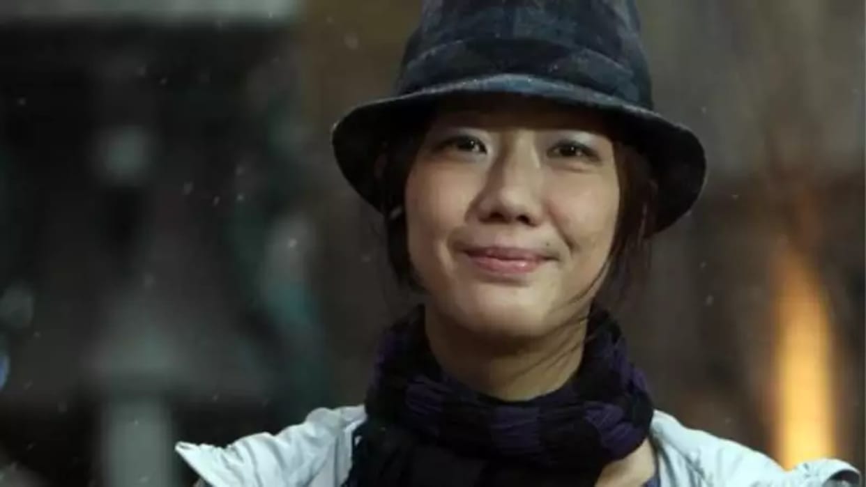 Korean Singer Lee Sang Eun found Dead In Bathroom Minutes Before Her Performance read details