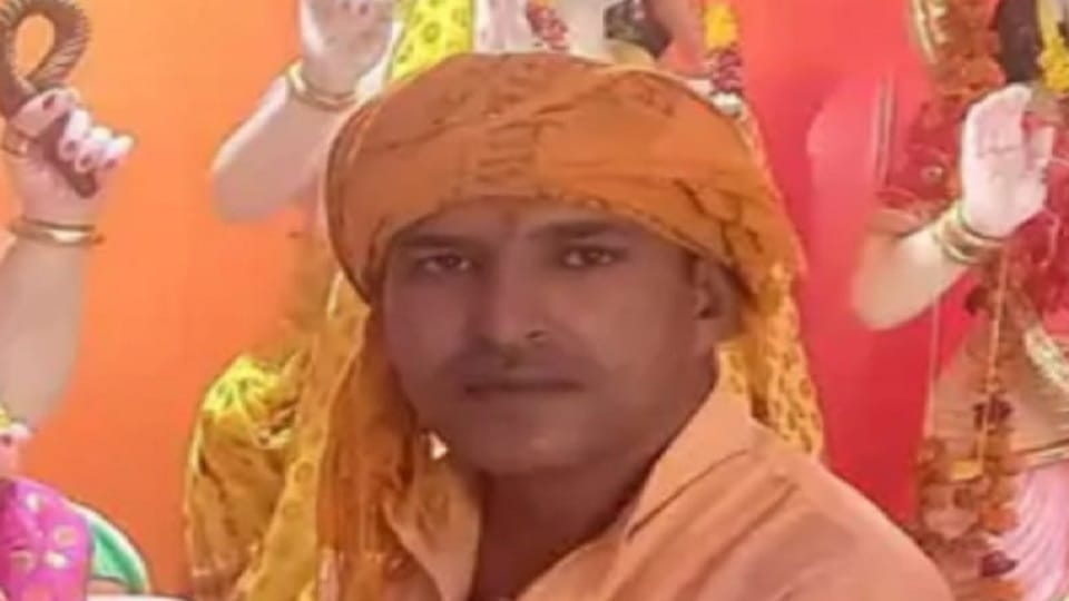 Bike rider going to in laws house in Rohtak dies in road accident