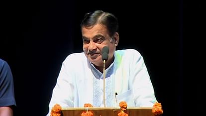 Nitin Gadkari raises concern over deteriorating ideology of leaders in democracy and Good work respect news an