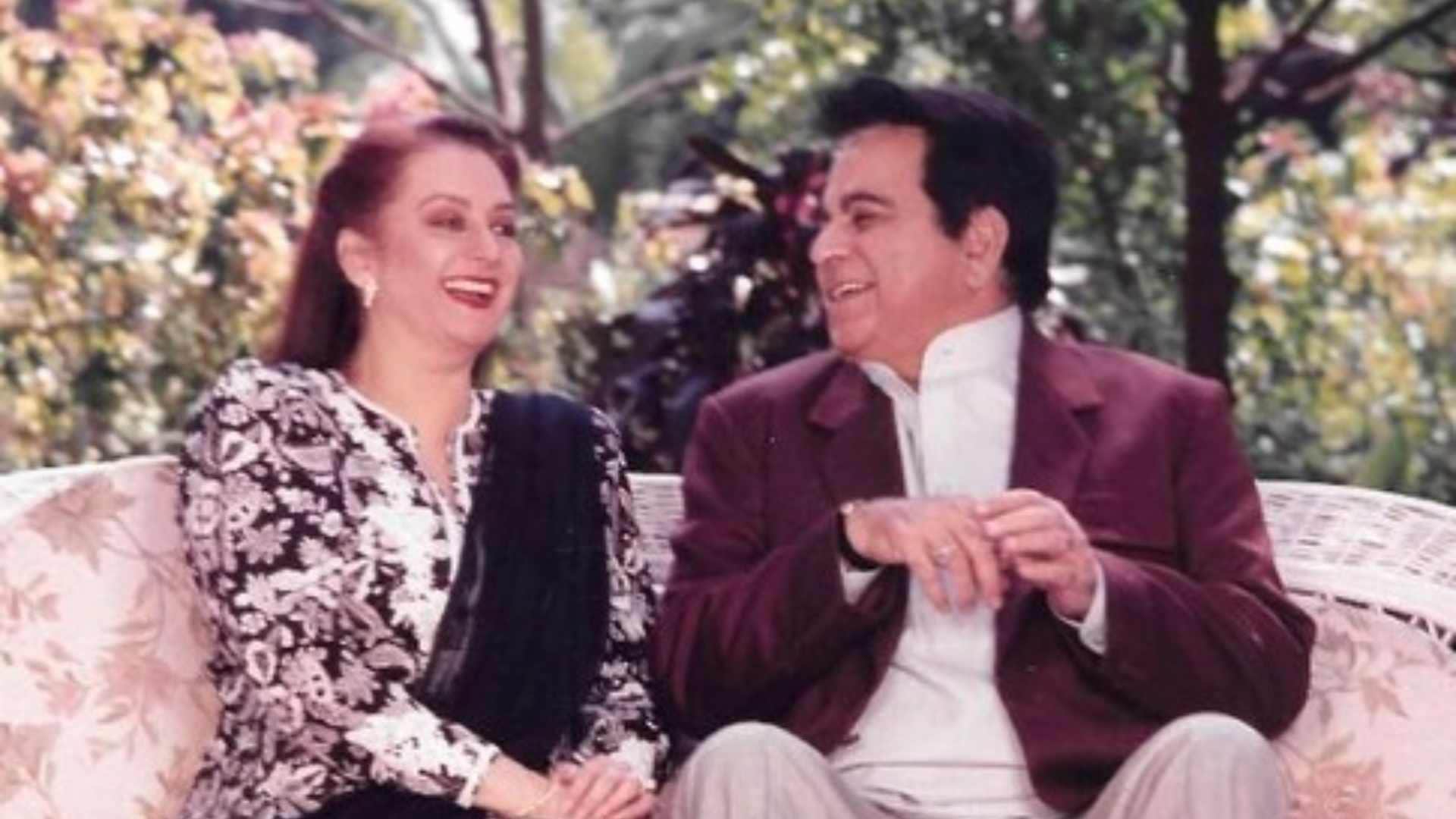 Saira Banu remembers husband late actor dilip kumar on 75th Republic Day shares his throwback video goes viral