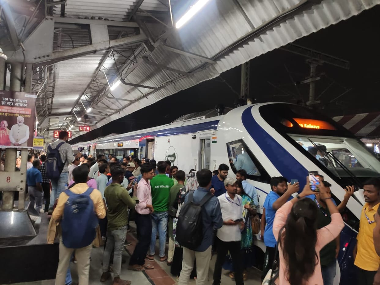 Vande Bharat Express: Railways plagued by those who make reels and videos in the train