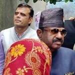 पश्चिम बंगाल के राज्यपाल सीवी आनंद बोस मुर्शिदाबाद में दिवंगत कांग्रेस कार्यकर्ता फूलचंद के घर पहुंचे।