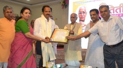 चंपत राय पहुंचे हाथरस