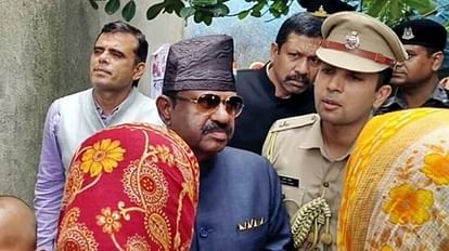 West Bengal: राज्यपाल बोले- पश्चिम बंगाल के दो दुश्मन हैं हिंसा और भ्रष्टाचार; राजनीतिक दलों को दी यह हिदायत West Bengal Governor said Violence and corruption are the two enemies of West Bengal Latest News Update