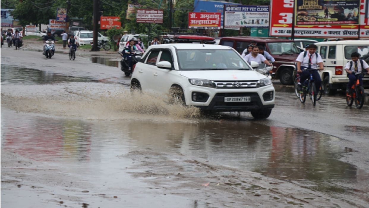 Uttarakhand Weather Update: IMD Heavy Rain Warning In Dehradun Nainital And Bageshwar News in Hindi