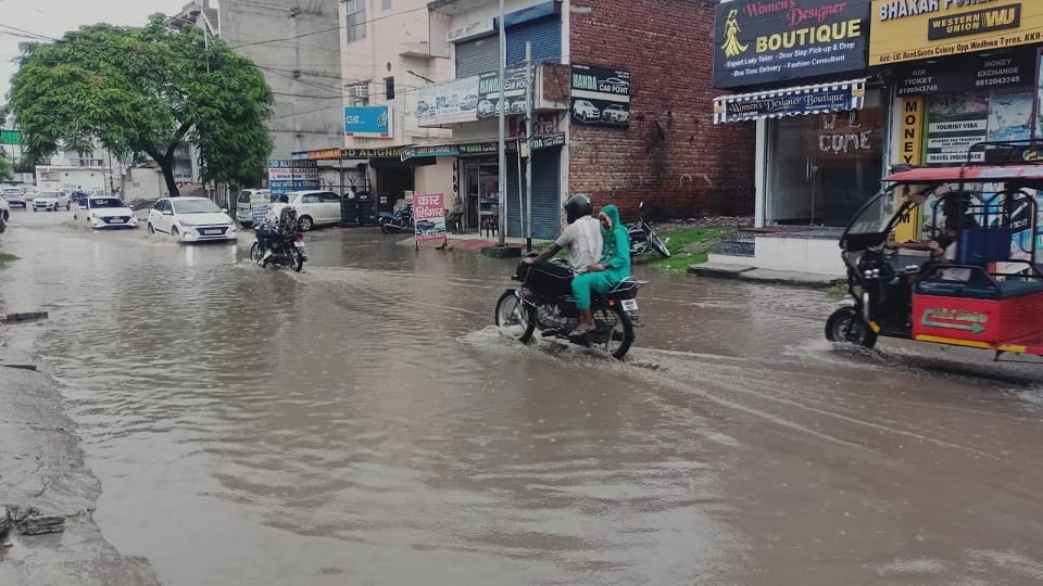 Weather pattern changed in Haryana, rain in Kurukshetra after six days, relief from scorching heat
