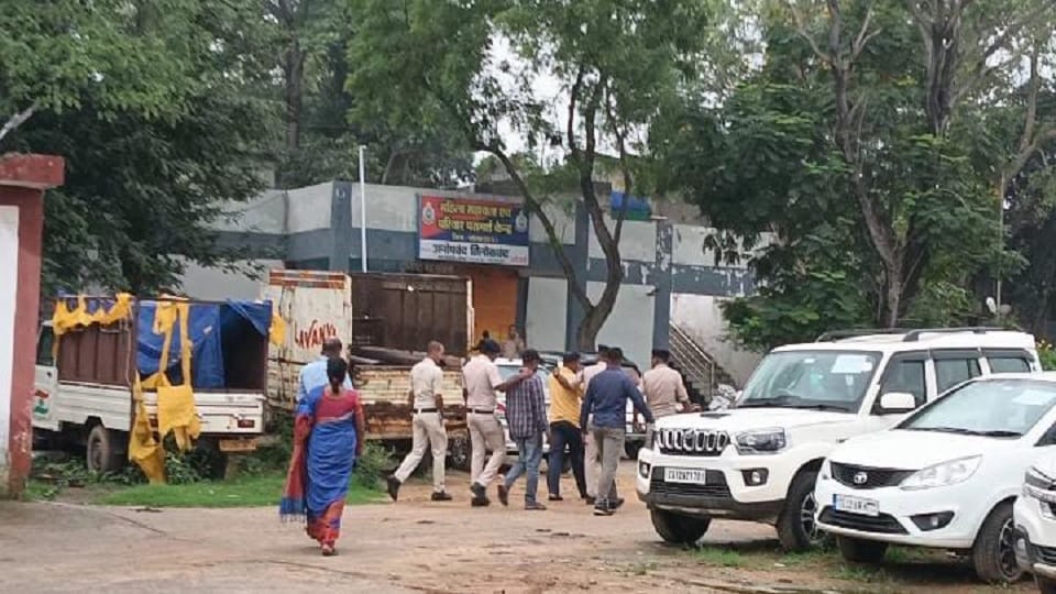Police raid on three-storey house boys and girls found in suspicious condition