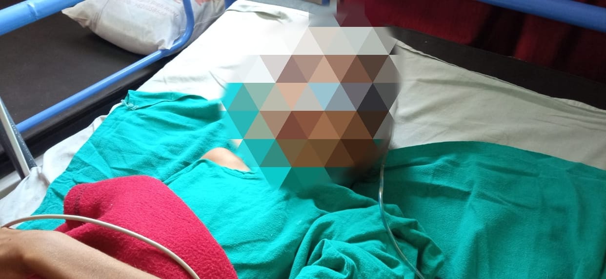 A 9-year-old girl used to pluck her hair and after surgery, removed 800 grams of hair from her stomach.