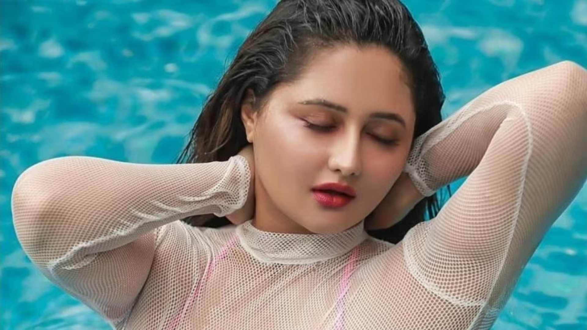 Top TV Celebrities First Salary Kapil Sharma Rashmi Desai Saumya Tondon Hina Khan Kavita Kaushik