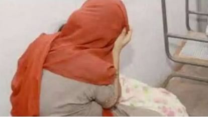 case of rape of divorced woman has come to light in Agra