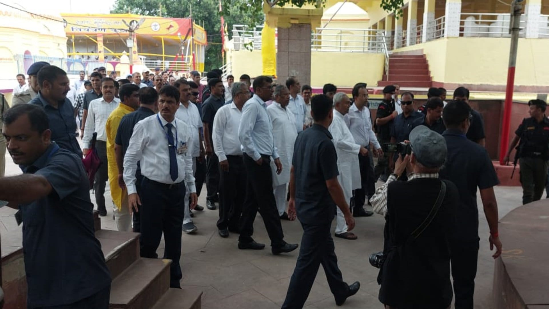 CM Nitish reached Rajgir to inspect Malmas fair, Tejashwi Yadav missing from banner-poster