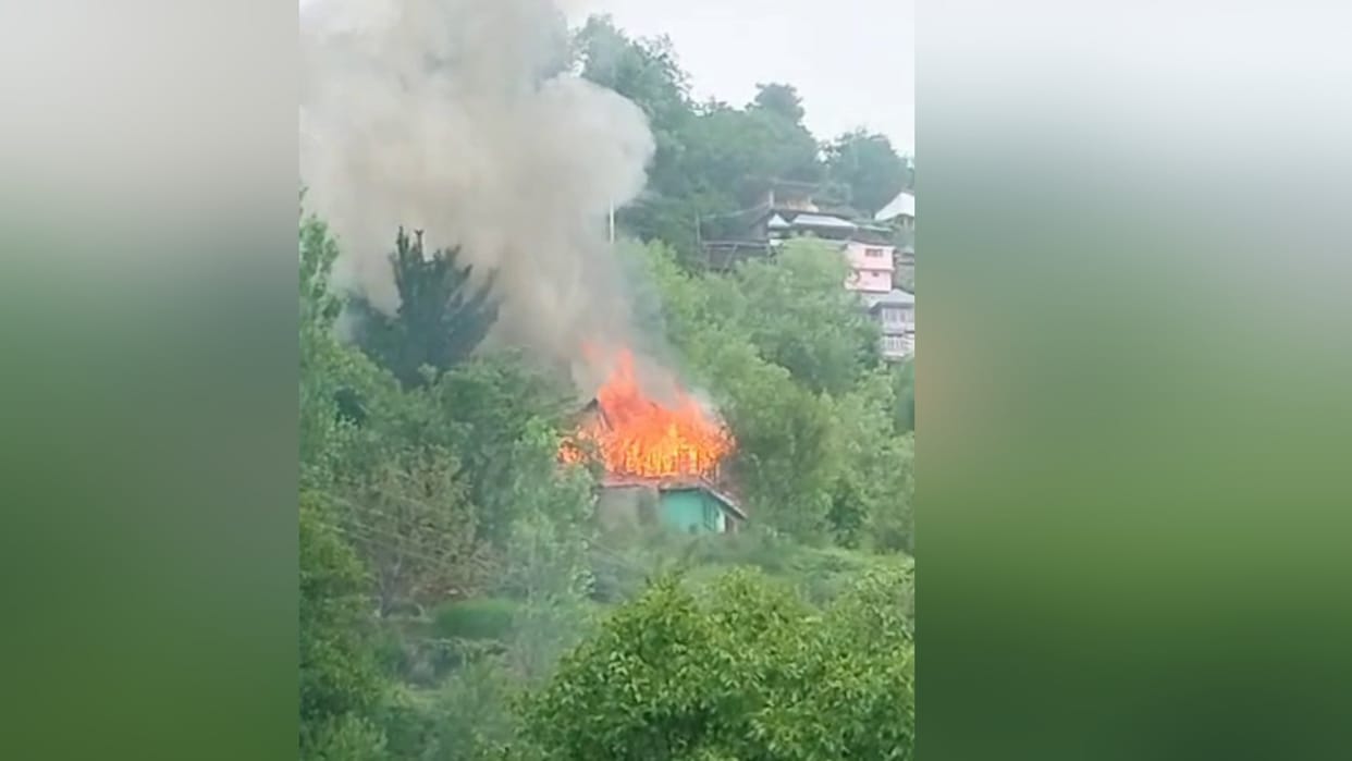 Fire Breaks Out In House Pangi Village at Kinnaur Himachal Pradesh