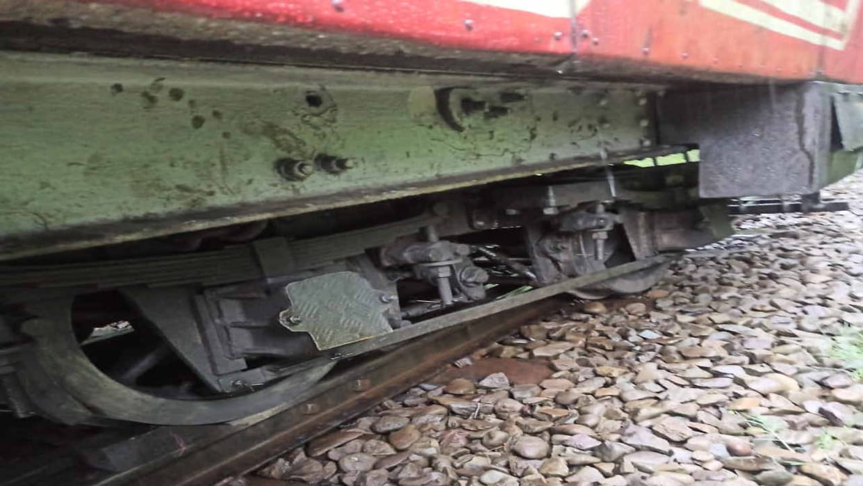 Rail motor car derails amid heavy rain, all passengers are safe