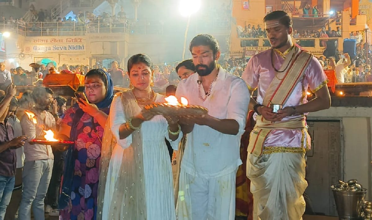 Gurmeet Chowdhary Debina Banerjee varanasi vist for daughter mundan and Ganga Aarti